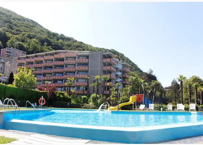 Holiday On The Lake Lugano 2-16